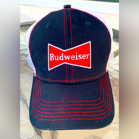 H3 HEADWEAR BUDWEISER TRUCKER CAP WITH ADJUSTABLE STRAP - Picture 4 of 6